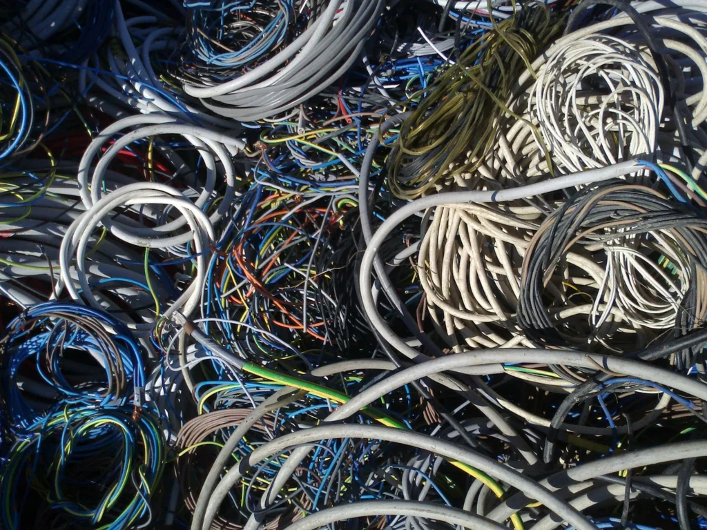 cavi elettrici misti con guaina.