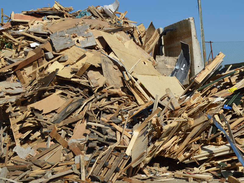 legno e materiale complementare da demolizioni